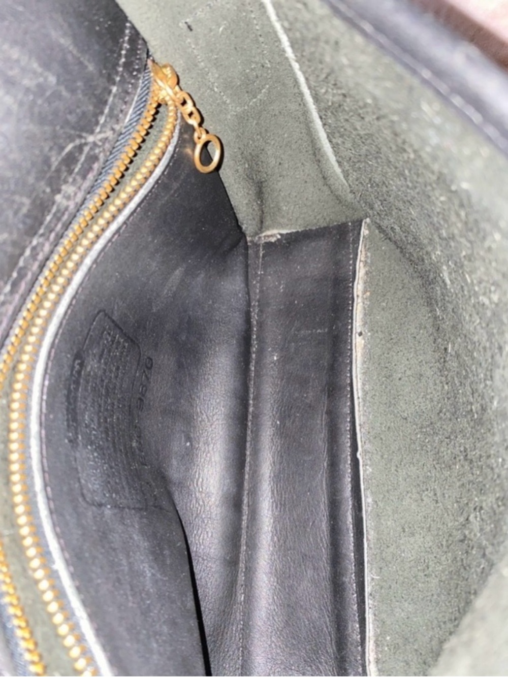 Vintage Coach Court Bag
E6C-9870 - Picture 14 of 14